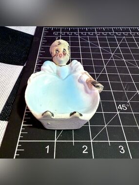 Vintage Enesco Busy Biddy Granny Teabag Holder In Blue